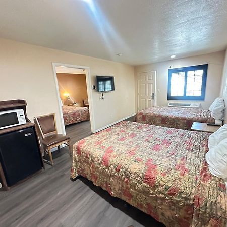 واتسونفيل Royal Inn المظهر الخارجي الصورة