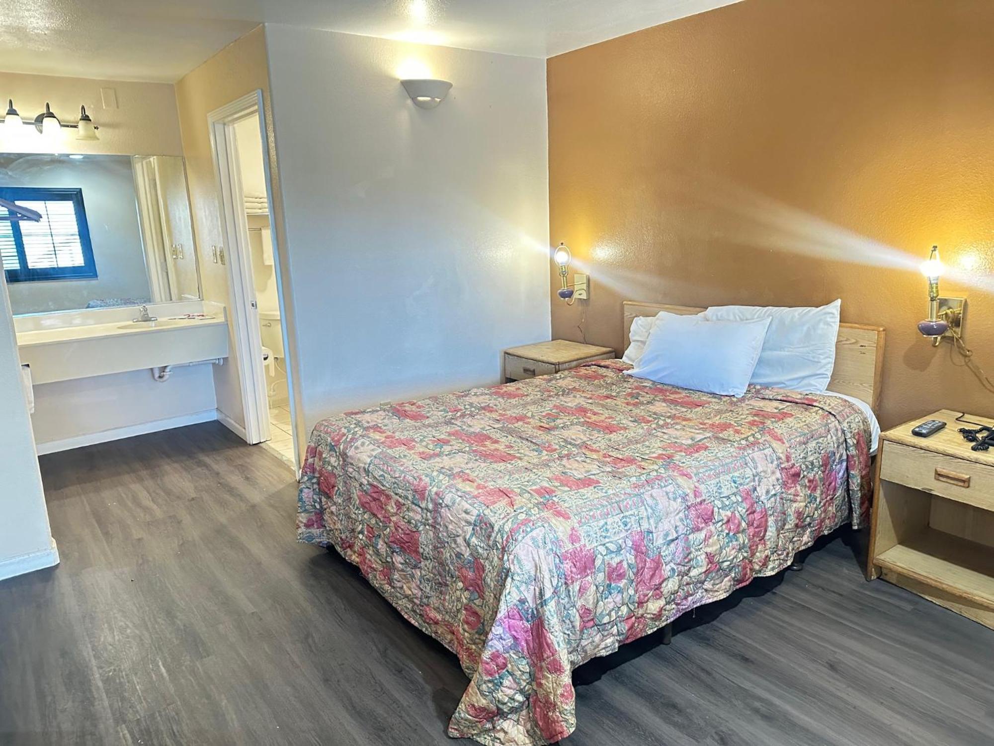 واتسونفيل Royal Inn المظهر الخارجي الصورة