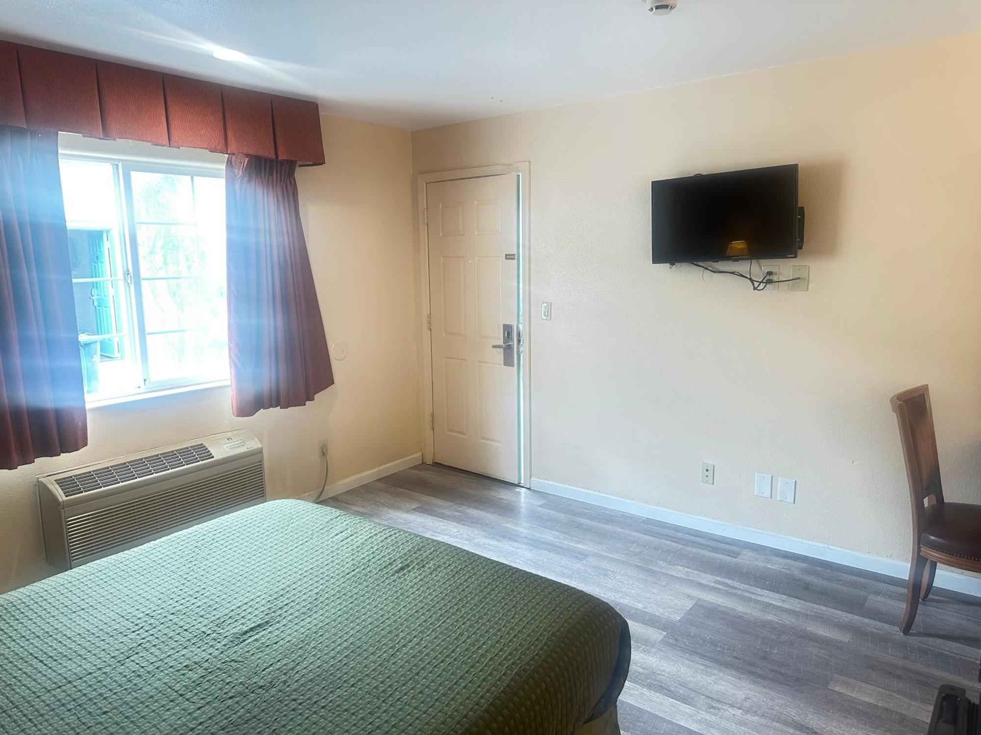 واتسونفيل Royal Inn المظهر الخارجي الصورة