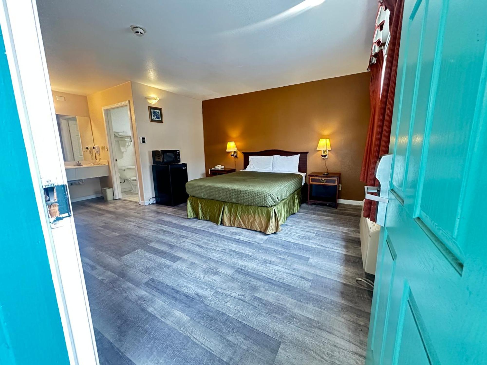واتسونفيل Royal Inn المظهر الخارجي الصورة